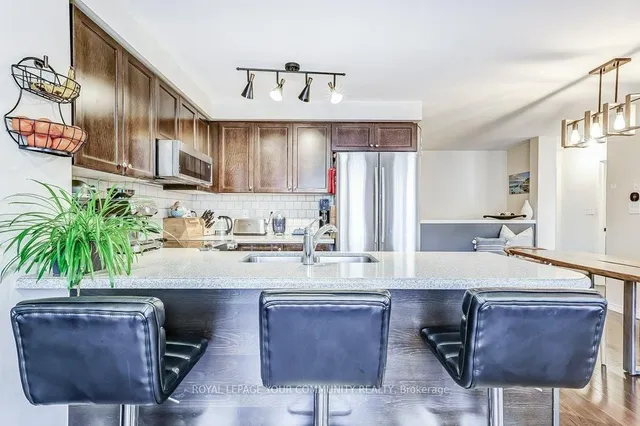 Additional image 18 of 651 Warden Ave Unit D38