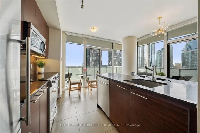 Additional image 7 of 1 Market St Unit 1313