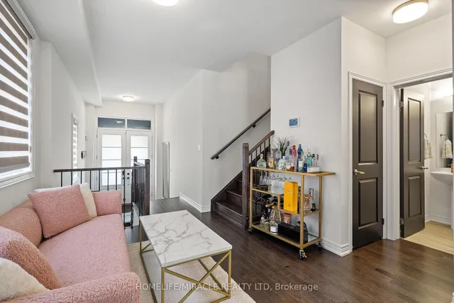 Additional image 5 of 609 Beam Crt