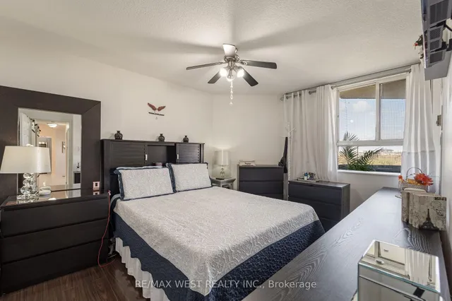 Additional image 30 of 236 Albion Rd Unit 1110