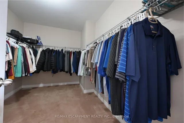 Additional image 31 of 71 Chaumont Dr