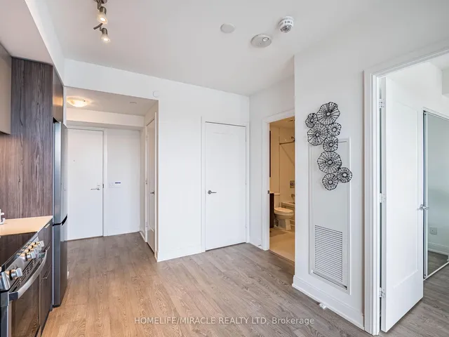 Additional image 8 of 70 Annie Craig Dr Unit 1001