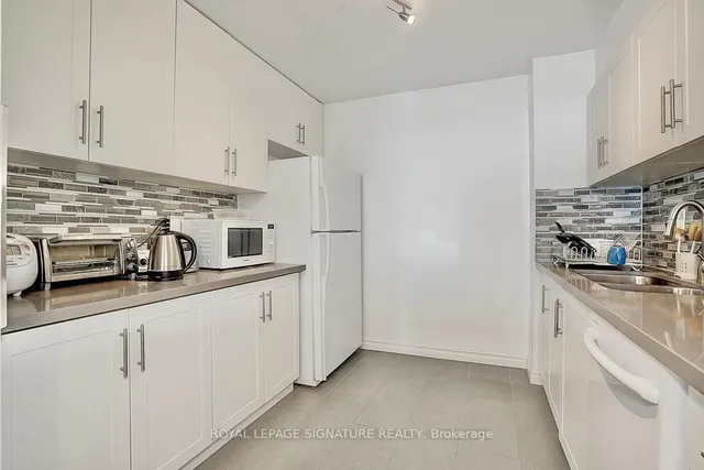 Additional image 15 of 45 Carlton St Unit 1209