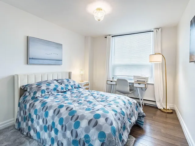 Additional image 32 of 61 Richview Rd Unit 406