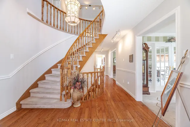 Additional image 19 of 42 Fernbrook Cres