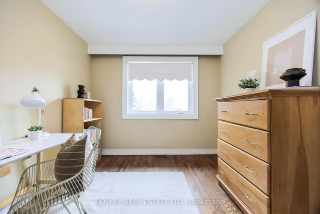 Additional image 18 of 106 Brenda Cres