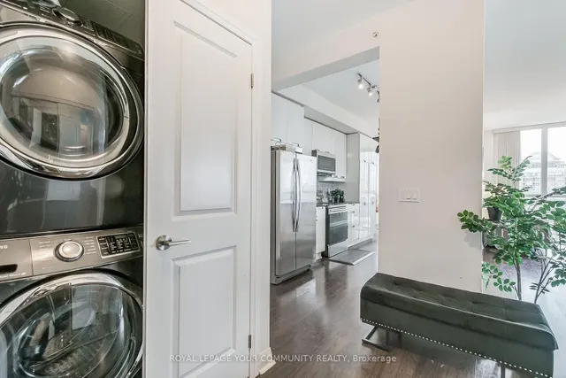 Additional image 39 of 75 Eglinton Ave Unit 2702