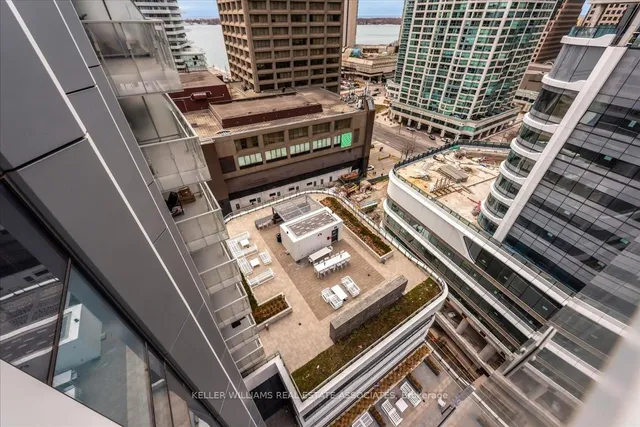 Additional image 21 of 28 Freeland St Unit 1404