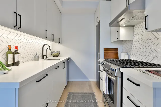 Additional image 10 of 126 Spadina Rd Unit 4