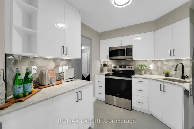 Additional image 19 of 61 Markbrook Lane Unit 404