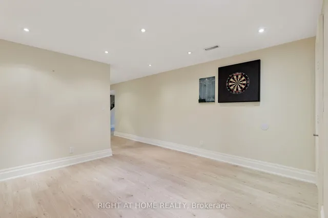 Additional image 47 of 8 Rutherglen Rd