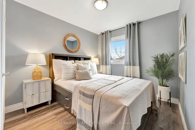 Additional image 18 of 112 Harnesworth Cres