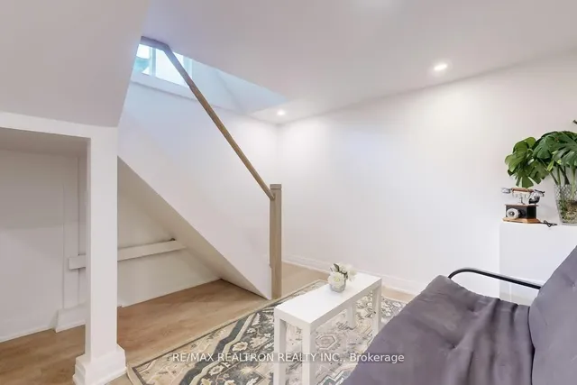 Additional image 24 of 43 Beckett Ave