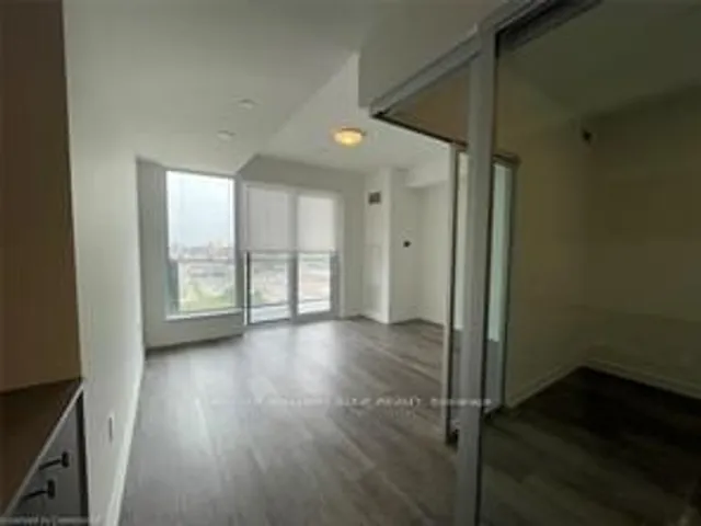 Additional image 7 of 15 Wellington St Unit 1105