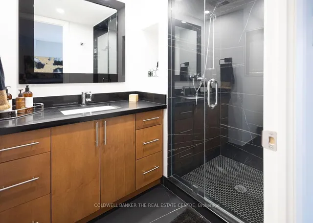 Additional image 23 of 1001 Bay St Unit 303