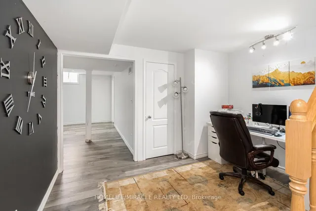 Additional image 39 of 1677 Stover Cres