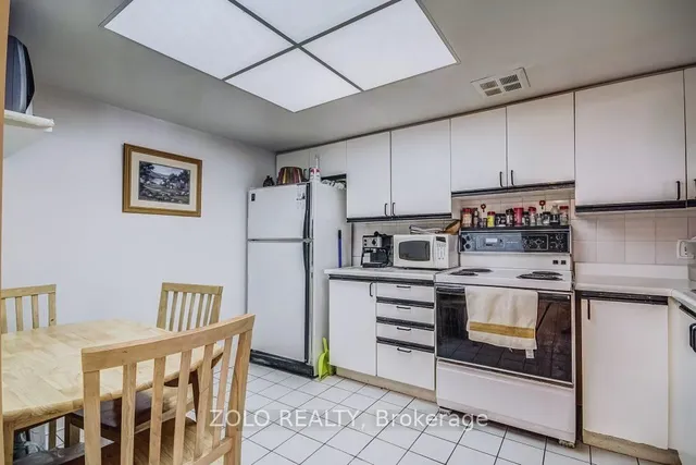 Additional image 7 of 1101 Steeles Ave Unit 209