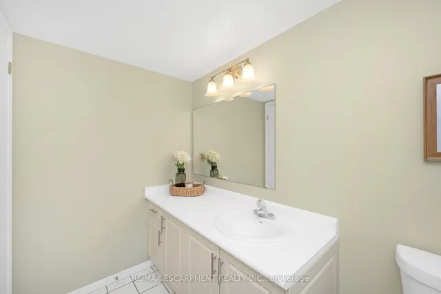 Additional image 16 of 5070 Pinedale Ave Unit 1109