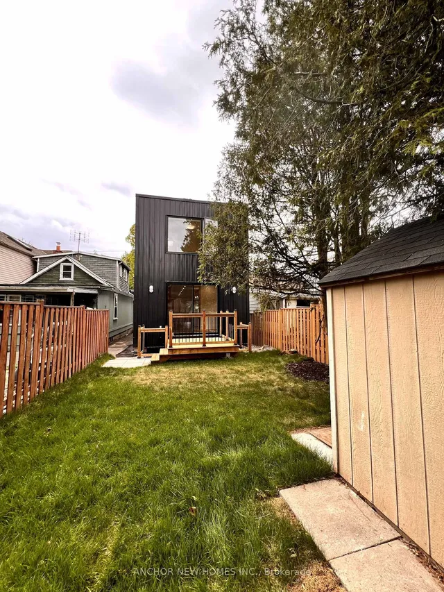 Additional image 38 of 834 Sammon Ave