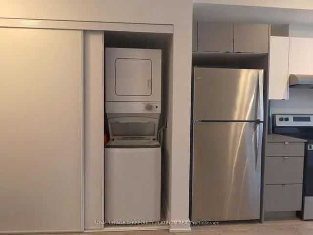 Additional image 10 of 3210 Dakota Common Unit A807