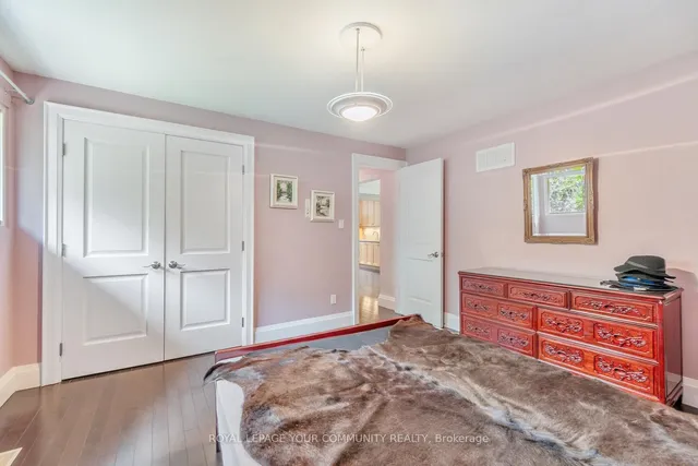 Additional image 19 of 21 Yewfield Cres