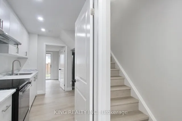 Additional image 29 of 62 Ashton Cres Unit 62