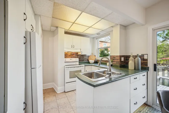 Additional image 8 of 243 Annette St