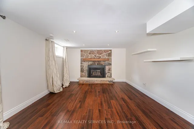 Additional image 39 of 2 Ferndale Cres