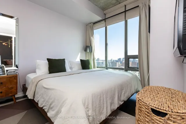 Additional image 12 of 33 Lombard St Unit 2207