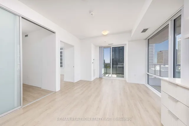 Additional image 5 of 50 Dunfield Ave Unit 1917