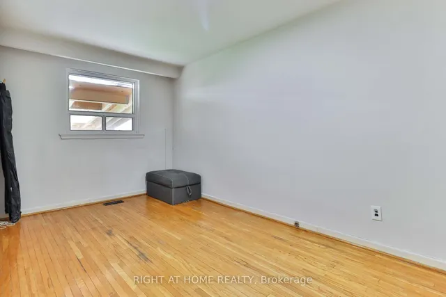 Additional image 21 of 14 Midden Cres