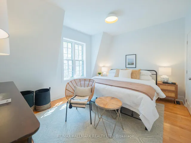 Additional image 21 of 142 Heward Ave