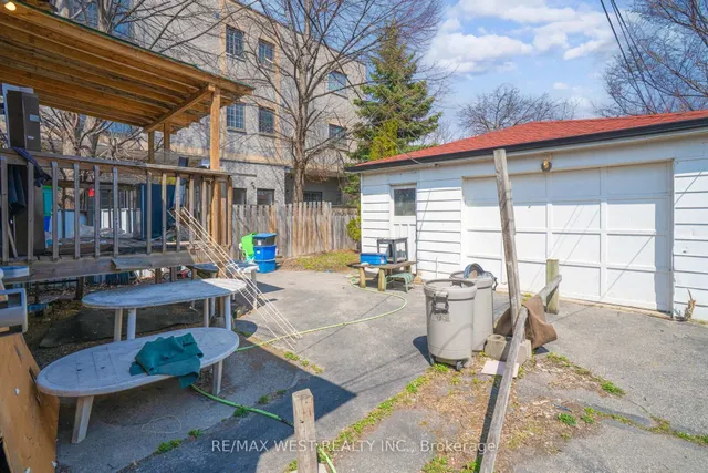 Additional image 15 of 371 Royal York Rd