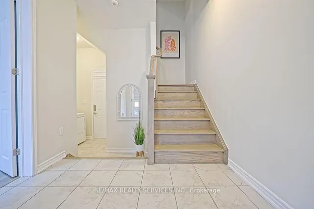 Additional image 9 of 284 Lagerfeld Dr
