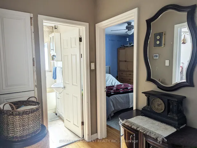 Additional image 8 of 35 Marcia Ave