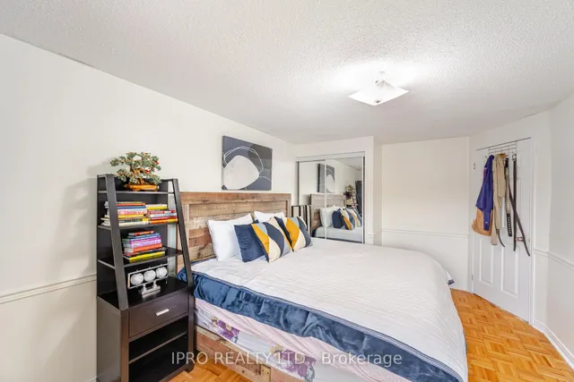 Additional image 27 of 738 Greycedar Cres