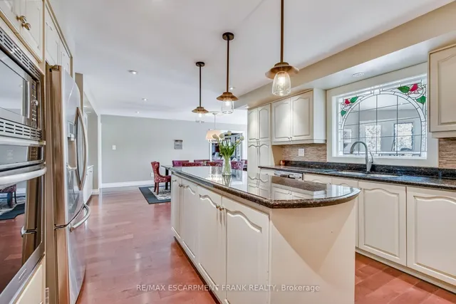 Additional image 13 of 59 Elodia Crt