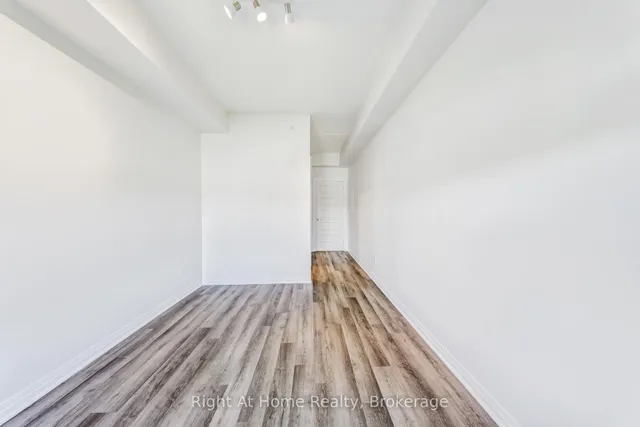 Additional image 27 of 610 Farmstead Rd Unit 307