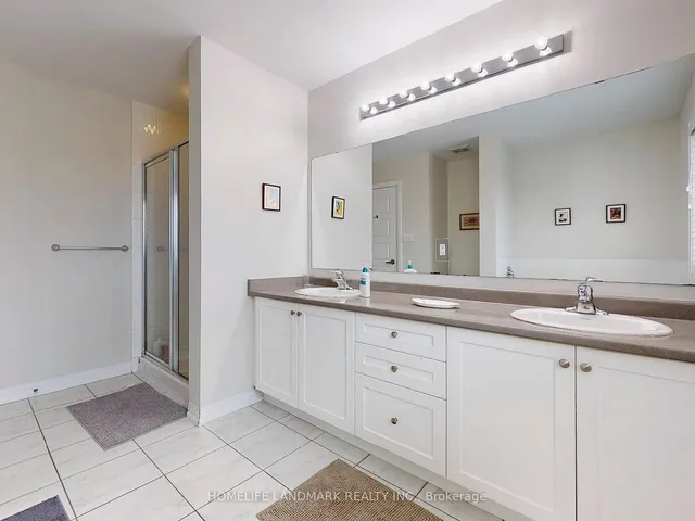 Additional image 16 of 813 Banks Cres