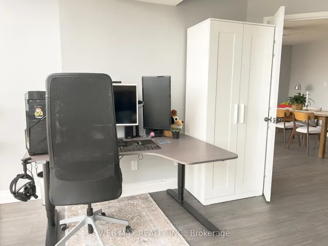 Additional image 9 of 50 Eglinton Ave Unit 905