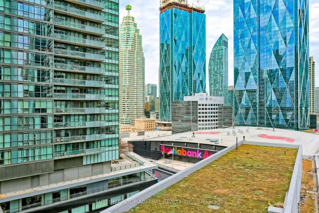 Additional image 39 of 55 Bremner Blvd Unit 1407