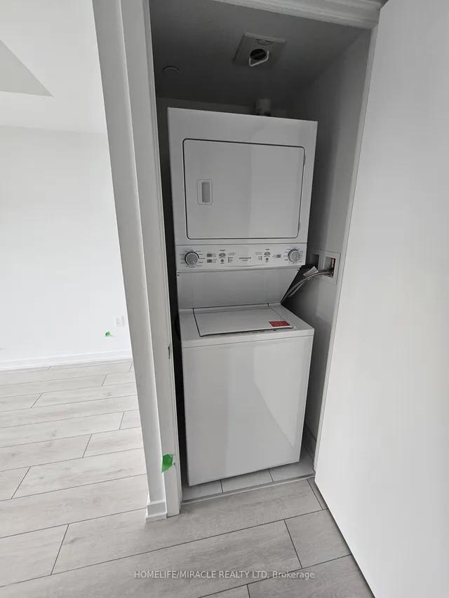 Additional image 9 of 556 Marlee Ave