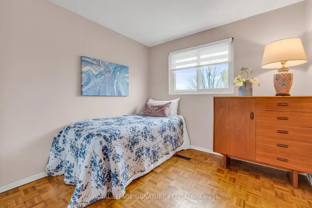 Additional image 33 of 75 Juniper Cres