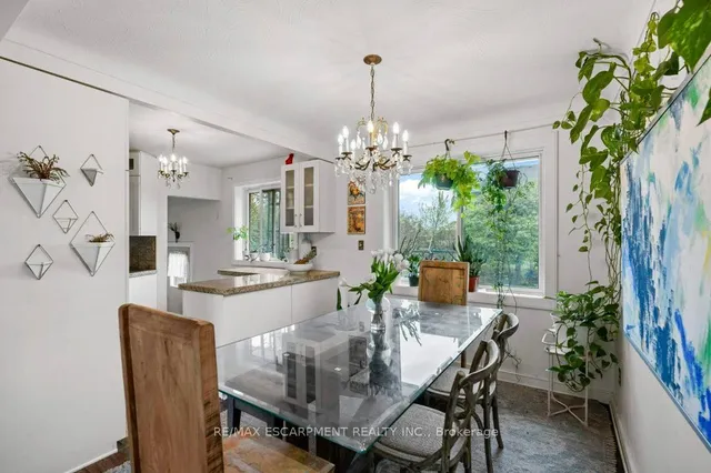 Additional image 11 of 630 Westview Ave