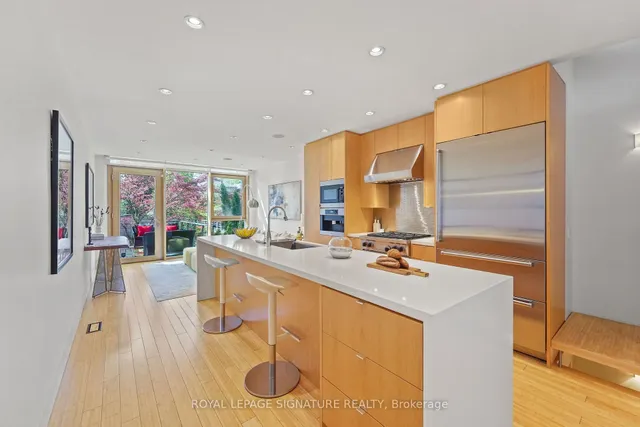 Additional image 7 of 215 Bowood Ave