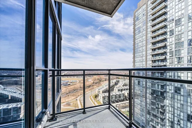 Additional image 20 of 55 Eglinton Ave Unit 1402