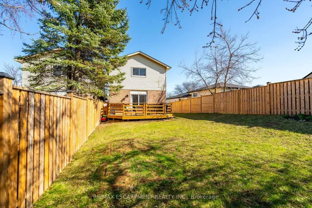 Additional image 50 of 2399 MALCOLM Cres