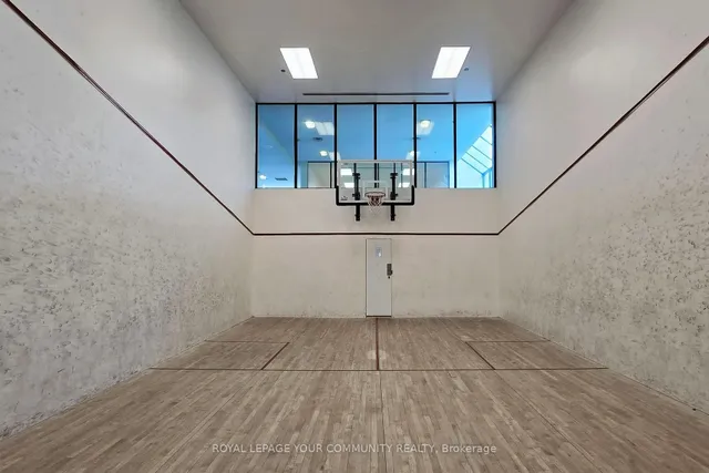 Additional image 31 of 24 Hanover Rd Unit 404