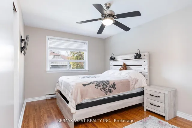 Additional image 16 of 10 Pastrano Crt