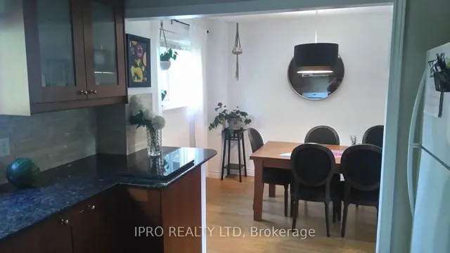 Additional image 5 of 62 Ambleside Dr